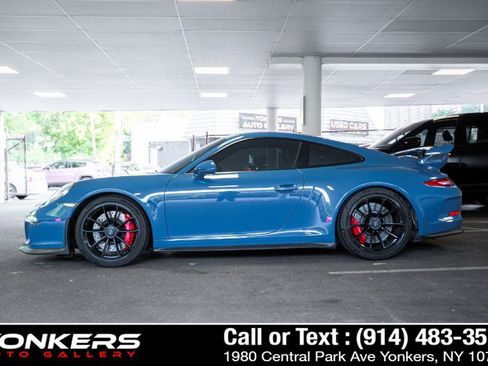 Used 2015 Porsche 911 GT3 RWD image 6