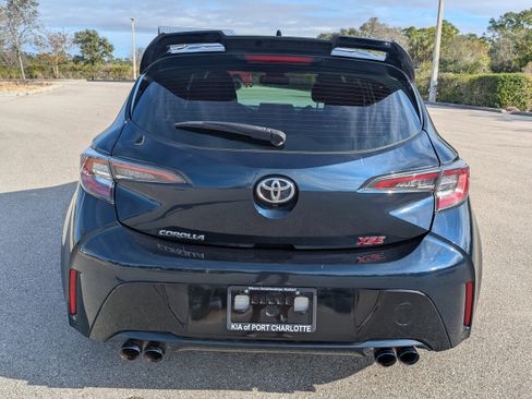 Used 2021 Toyota Corolla XSE image 6
