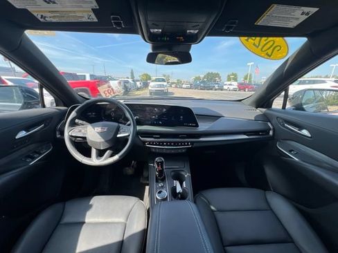 Used 2024 Cadillac XT4 Premium Luxury AWD/4WD image 22