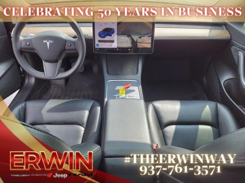 Used 2021 Tesla Model 3 Standard Range Plus image 4