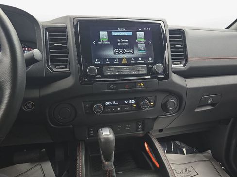 Used 2024 Nissan Frontier Pro-X w/ Pro Convenience Package RWD image 17