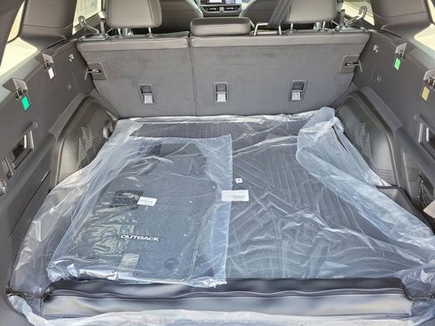 New 2026 Subaru Outback Limited image 6