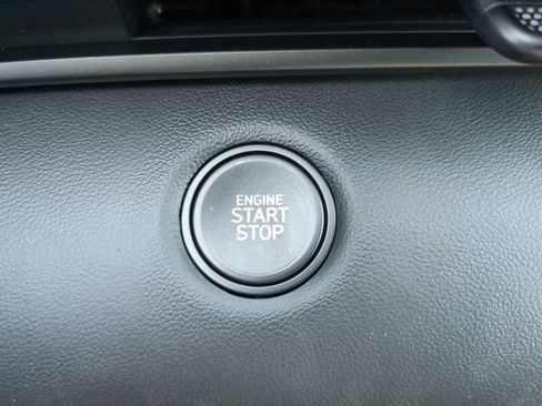 New 2025 Hyundai Elantra Sport image 11