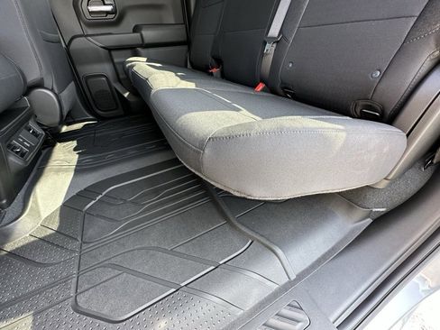 New 2025 Chevrolet Silverado 1500 Custom image 23