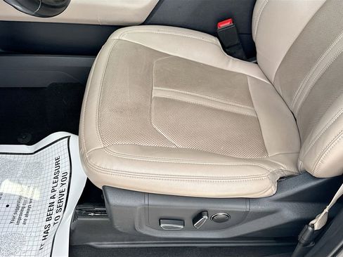 Used 2024 Ford Expedition Limited RWD image 21