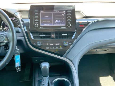 Used 2024 Toyota Camry SE FWD image 21