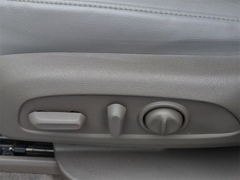 Used 2021 Chevrolet Traverse Premier w/ LPO, Floor Liner Package image 38