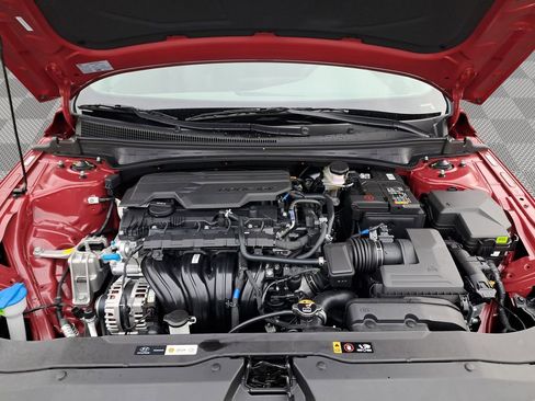 New 2025 Hyundai Elantra Sport image 28