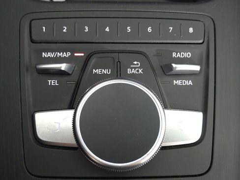 Used 2017 Audi A4 2.0T Premium Plus w/ Premium Plus Package image 27