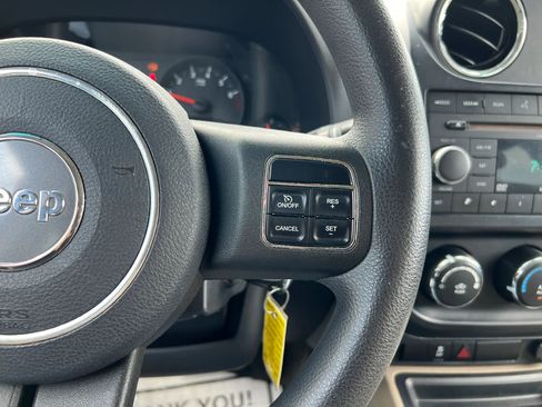 Used 2011 Jeep Compass 2WD image 21