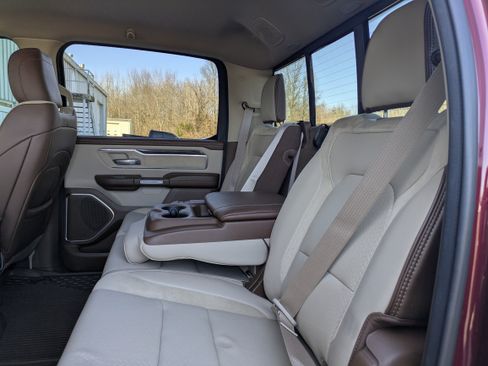 Used 2020 RAM 1500 Laramie image 13