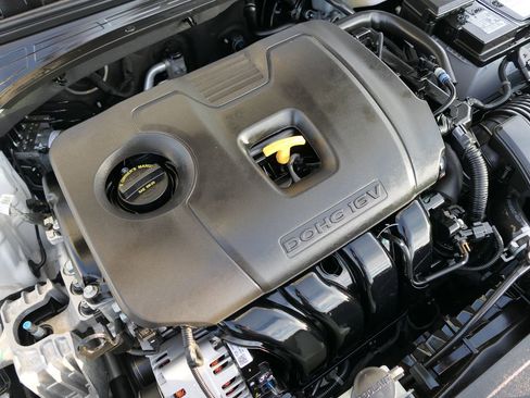 Used 2023 Kia Forte LXS image 30