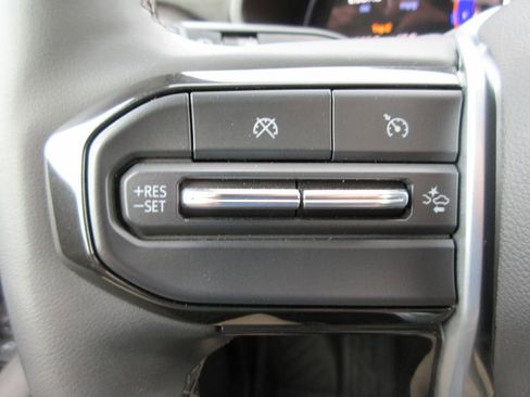 Certified 2025 Chevrolet Colorado Trail Boss image 25