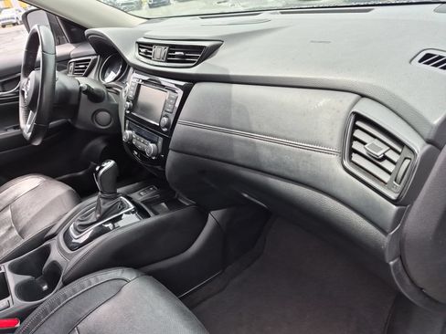 Used 2020 Nissan Rogue SL w/ Premium Package FWD image 35