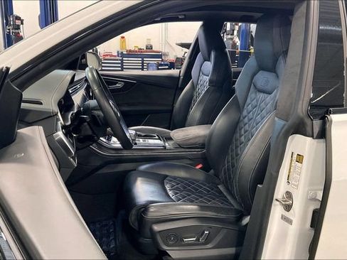 Used 2022 Audi SQ8 Prestige image 25