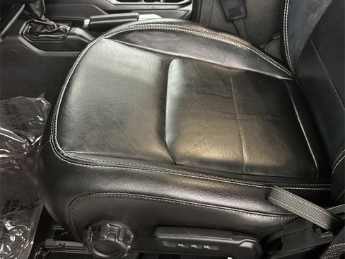 Used 2021 Jeep Wrangler Unlimited Sahara w/ Cold Weather Group image 29