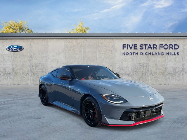 Used 2024 Nissan Z NISMO w/ Floor Mat Package RWD image 2
