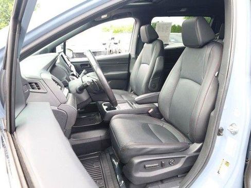Used 2025 Honda Odyssey Sport-L image 10