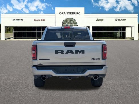 Used 2025 RAM 1500 Big Horn AWD/4WD image 6