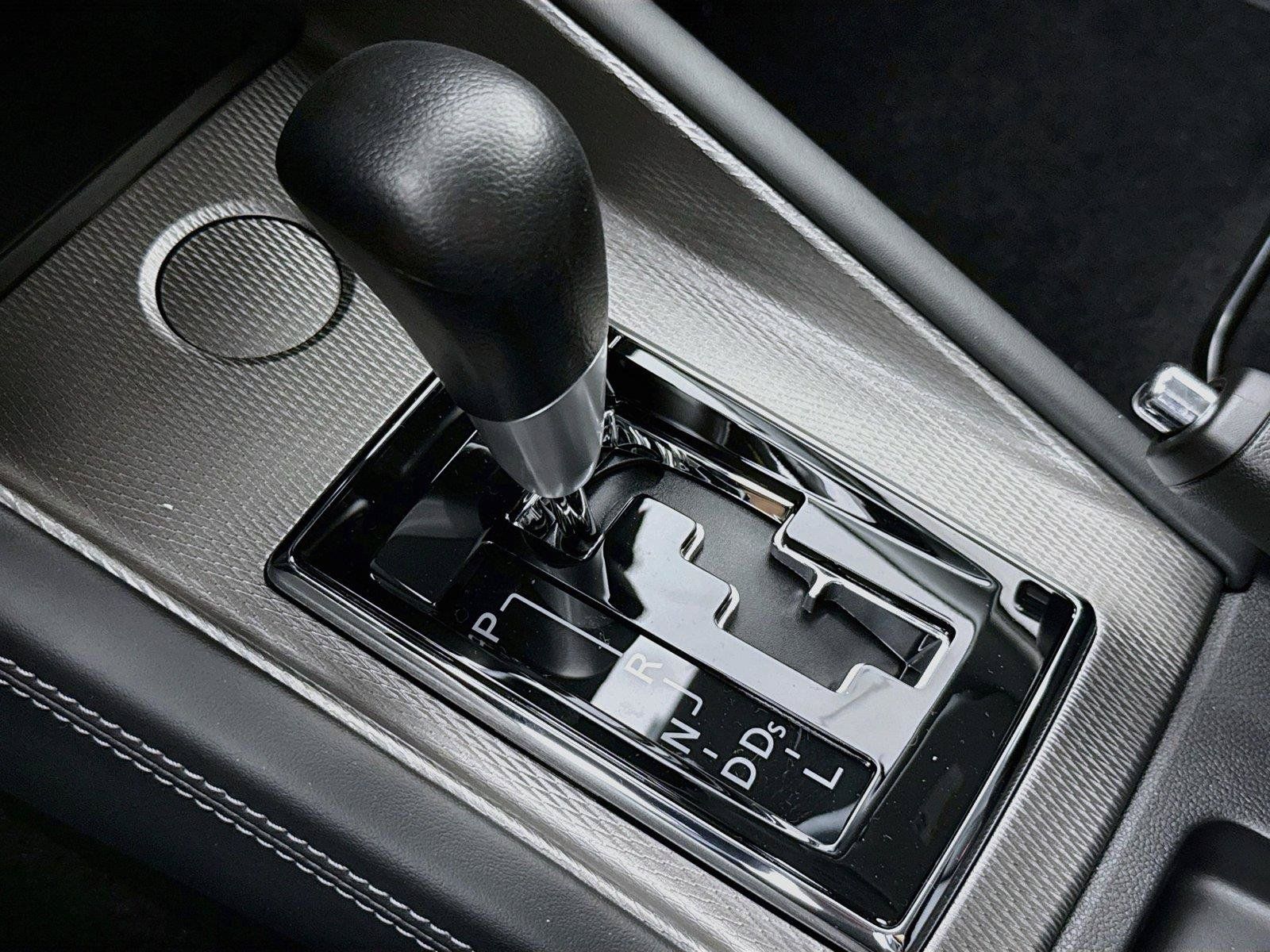 New 2027 Mitsubishi Outlander Sport FWD image 19