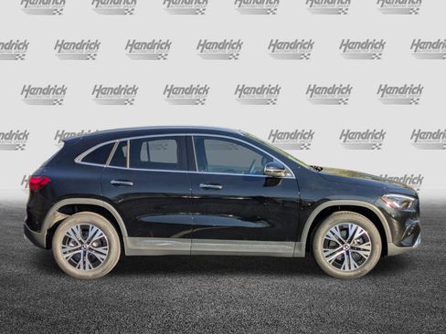 Certified 2025 Mercedes-Benz GLA 250 image 11