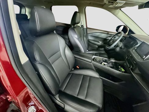 Used 2023 Nissan Rogue SV w/ SV Premium B Package AWD/4WD image 31
