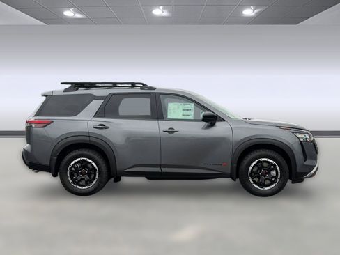 New 2026 Nissan Pathfinder Rock Creek AWD/4WD image 8