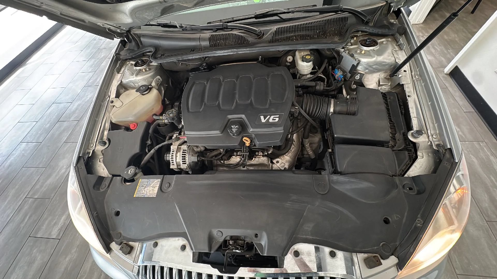Used 2010 Buick Lucerne CX FWD image 62