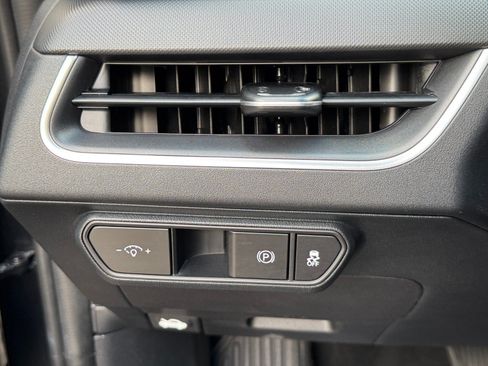 Used 2025 Kia K4 FWD image 16