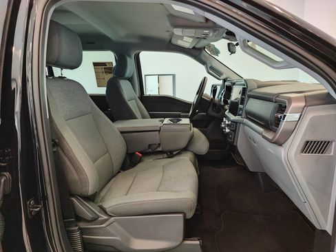 Used 2025 Ford F150 XLT w/ Equipment Group 301A Standard AWD/4WD image 15