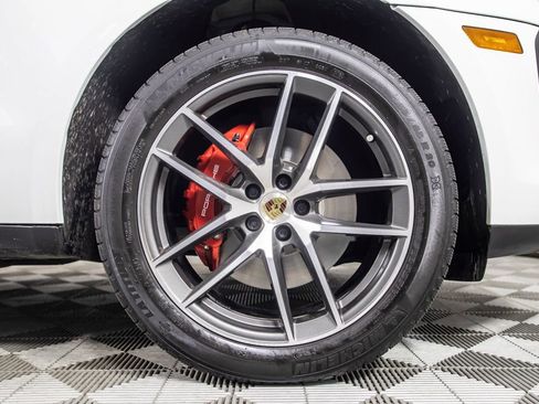 Used 2023 Porsche Macan S AWD/4WD image 37