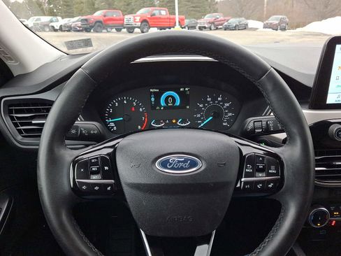 Used 2022 Ford Escape SE w/ Convenience Package image 19