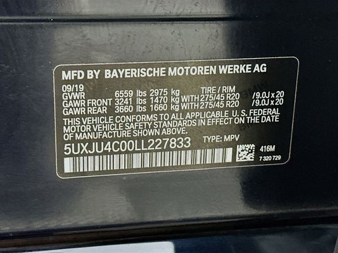 Used 2020 BMW X5 M50i w/ Executive Package image 32