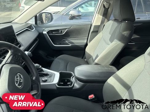 Used 2025 Toyota RAV4 LE image 15