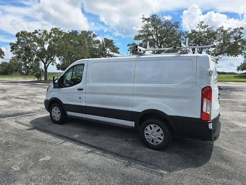 Used 2017 Ford Transit 150 image 4