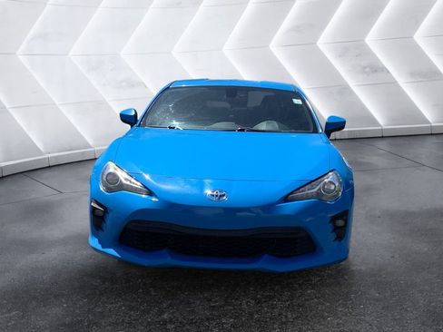 Used 2020 Toyota 86 RWD image 2