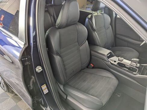 Used 2025 Mitsubishi Outlander SE AWD/4WD image 32