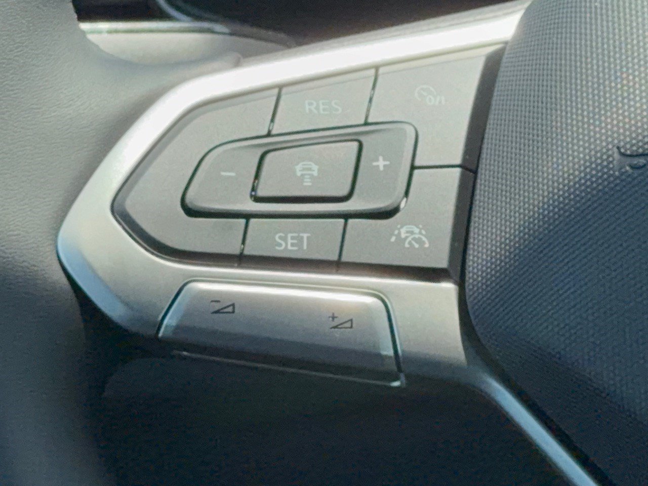 New 2027 Volkswagen Jetta Sport FWD image 18