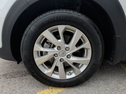 Used 2021 Hyundai Tucson SE image 4