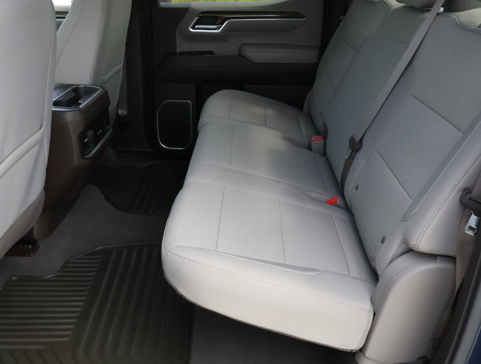 Used 2022 Chevrolet Silverado 1500 LT RWD image 21