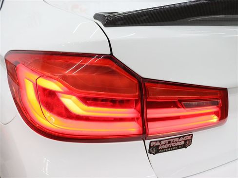 Used 2019 BMW M5 w/ Executive Package AWD/4WD image 11
