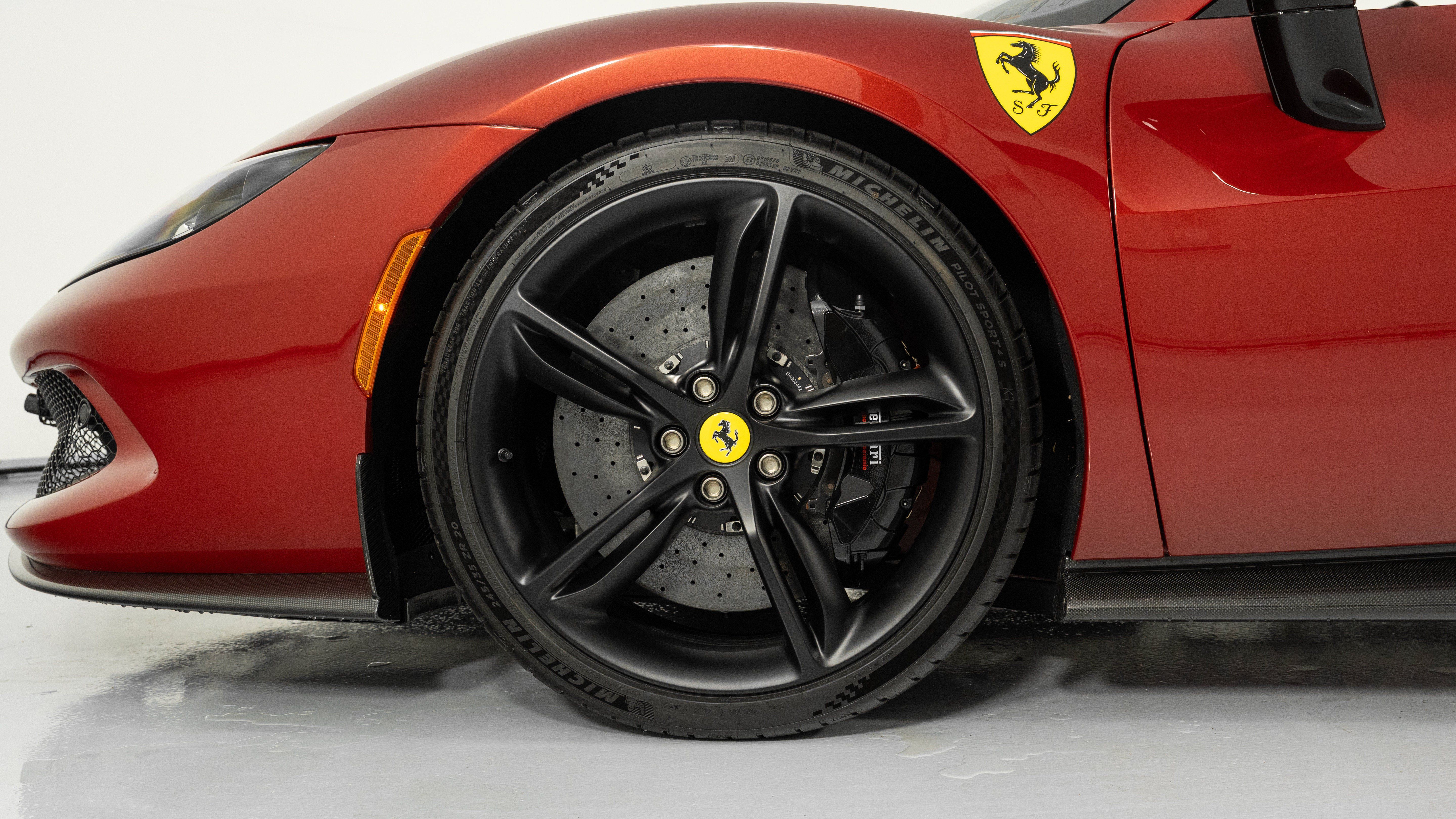 Used 2024 Ferrari 296 GTS RWD image 10