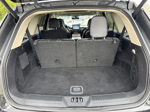 Used 2020 Lincoln Aviator Reserve w/ Equipment Group 202A AWD/4WD image 25