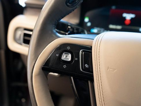 Used 2023 Lincoln Aviator Reserve w/ Equipment Group 201A image 26