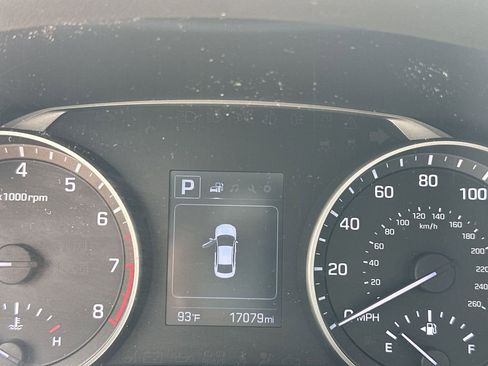 Used 2018 Hyundai Elantra SEL FWD image 4