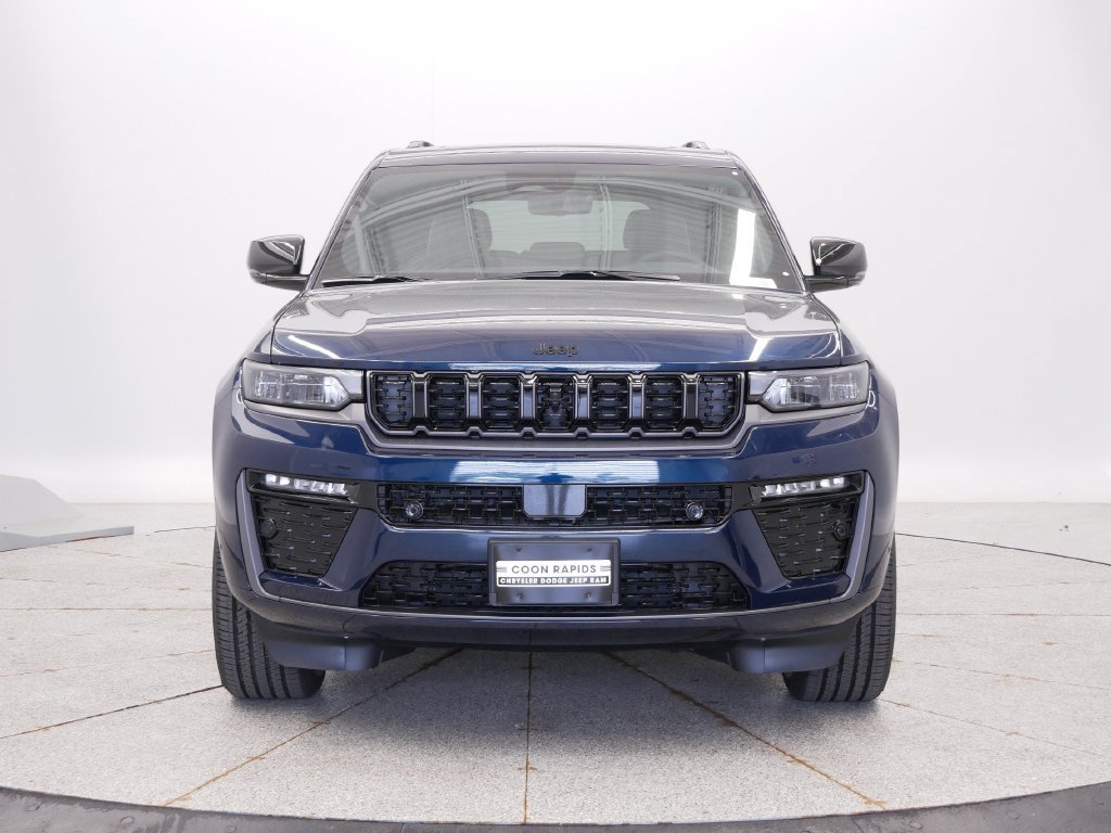 New 2027 Jeep Grand Cherokee Limited AWD/4WD image 10