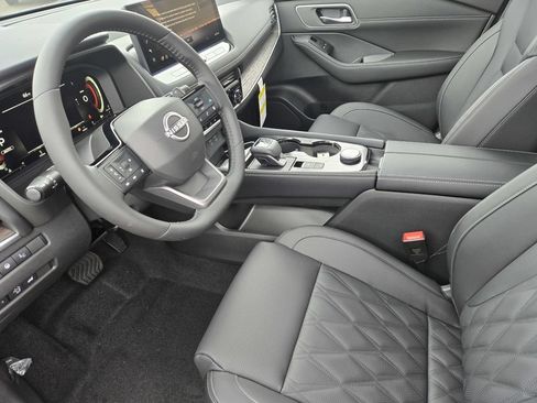 New 2026 Nissan Rogue Platinum w/ Platinum Premium Package AWD/4WD image 9