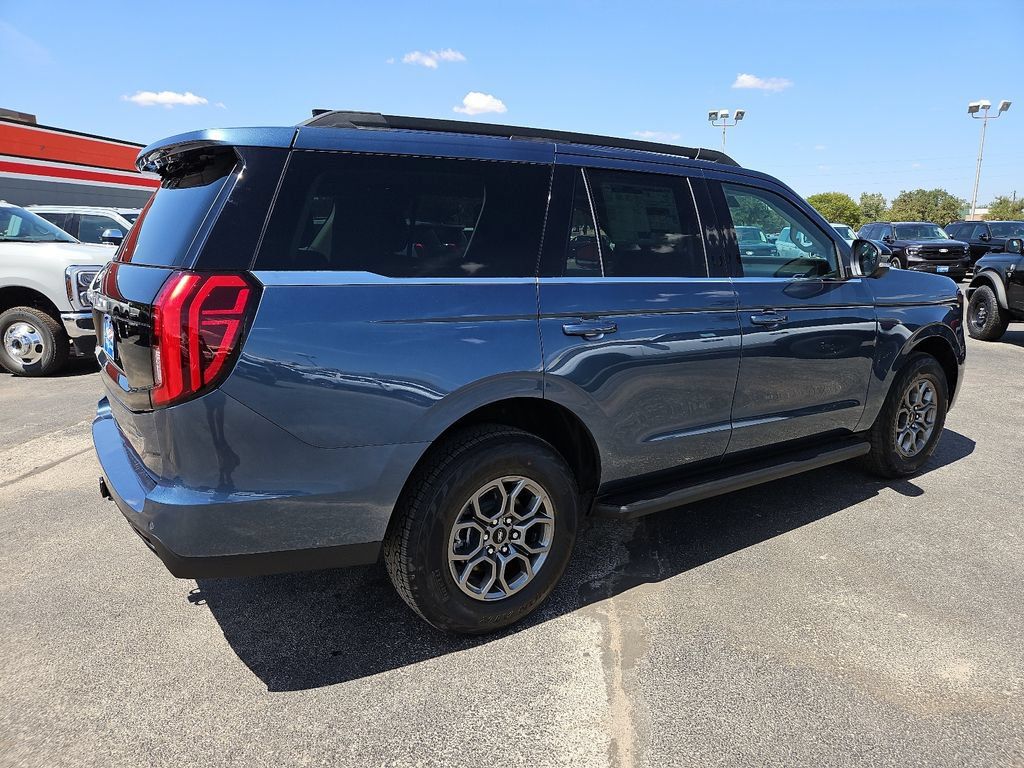 New 2027 Ford Expedition Active RWD image 13
