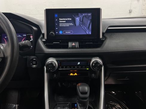 Used 2023 Toyota RAV4 XLE w/ Convenience Package FWD image 20