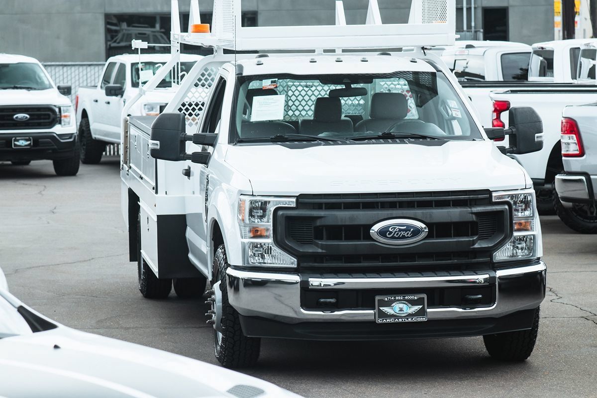 Used 2020 Ford F350 XL w/ Power Equipment Group RWD image 7